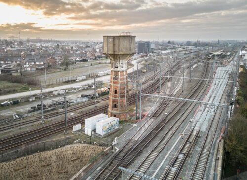 Afbraak van watertoren in Denderleeuw tijdens Pinksterweekend van 7-8-9 juni