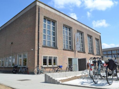 Plaatsverbod van één maand voor twee minderjarigen