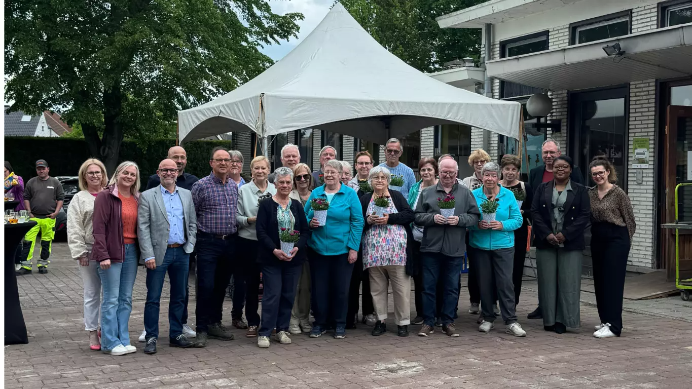 100ste voedselbedeling vzw De Geburen